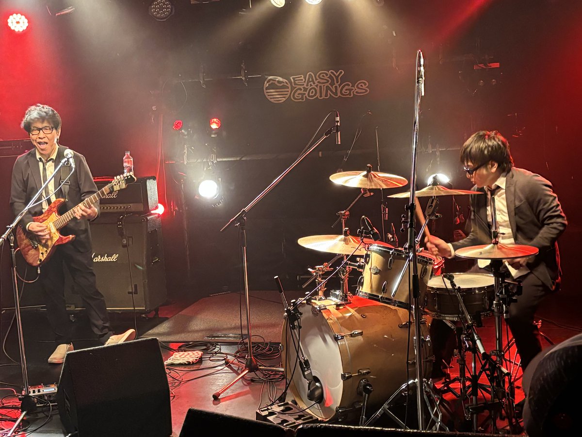 Table_band_info's tweet photo. 今日は越谷EASYGOINGS
Don't Freak Out! vol.149
ご来場の皆様、共演の皆様、
EASYGOINGSありがとうございました🙇
久々の再会あり楽しくやらせていただきました‼︎
その2

PAPRIKAN
ティートエイチ
Table
→(Yajirushi)
IN-DIG
THA HEALs https://t.co/oKXhUrmWGO