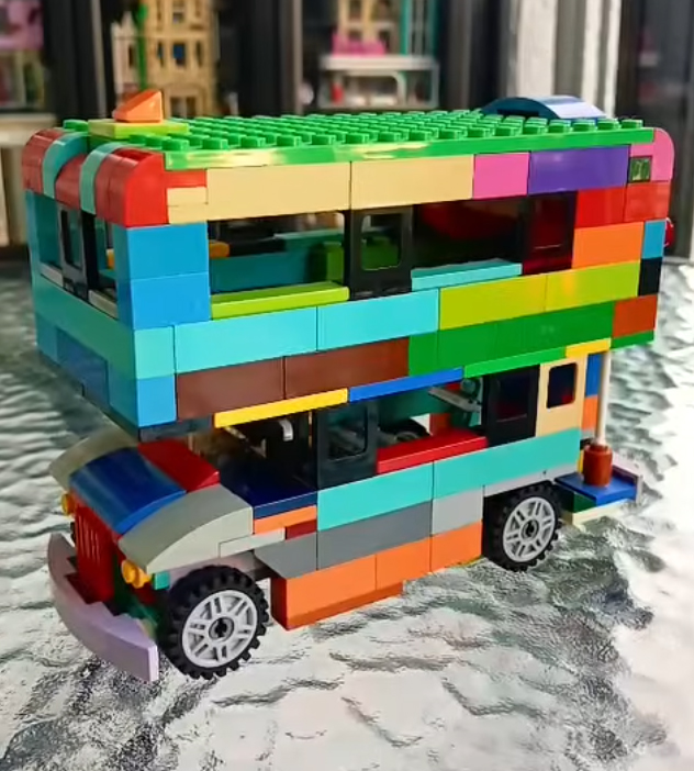 yuriytenmanlego's tweet photo. The Best Gift for 2025 🎁 Lego Classic 10696 Bus 🚌 How to Build English Double Decker Bus https://t.co/YFVlpr4xTH #Lego10696 #legomoc #legomocs #afol #legoafol #LegoBuildDay #Lego #LegoClassic #legotime #legobuilder #LegoTutorial #legoidea #lego10698 #Lego10704 #lego11014 https://t.co/1Nf5SMCkfe