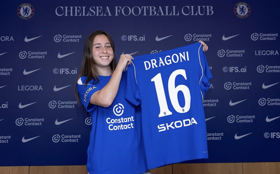 CFC__Women's tweet photo. 👕 Giulia Dragoni will wear shirt No. 16 https://t.co/AOiBJrvCLE