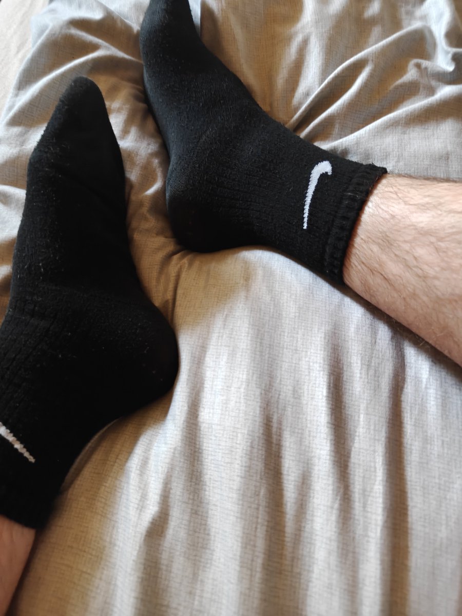 05_master_'s tweet photo. W takie temperatury te skiety jebią jak bym nosił je miesiąc. Który cwel chciałby ich spróbować?

#findom #master #slave #cashmaster #sub #pancwela https://t.co/svTjo3SFtE