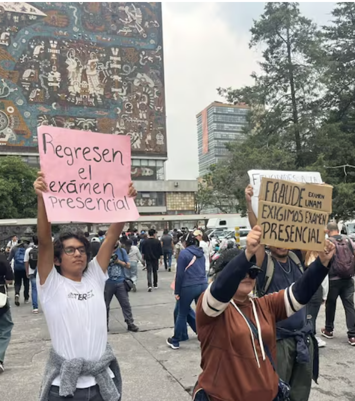 lopezdoriga's tweet photo. La Comisión Técnica de la UNAM recomienda a la rectoría la aplicación de un examen de control extra, presencial, para los aspirantes a licenciatura que registraron un puntaje elevado atípico.

Más en https://t.co/BjdELZkpfR https://t.co/7xFMhbX1H1