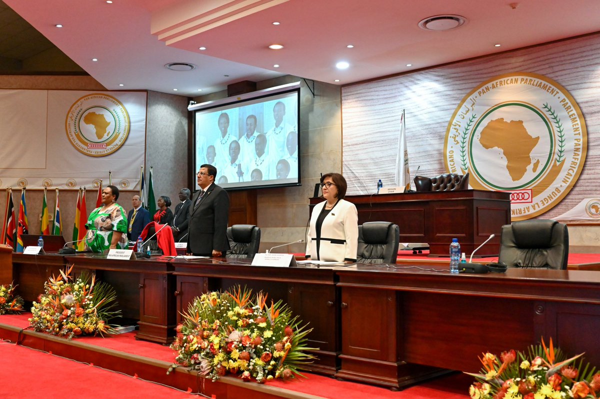 Milli_Majlis's tweet photo. Milli Məclisin sədri Sahibə Qafarova iyulun 31-də Cənubi Afrika Respublikasına səfəri çərçivəsində Midrand şəhərində Milli və Regional Parlamentlərin Sədrlərinin Konfransında iştirak edib. Pan-Afrika Parlamentinin təşkilatçılığı ilə keçirilən tədbirdə Afrika ölkələrinin milli və regional parlamentlərinin sədrləri, beynəlxalq parlament təşkilatlarının rəhbərləri və nümayəndələri iştirak ediblər.

https://t.co/voCbAAgQTi

#MilliMeclis