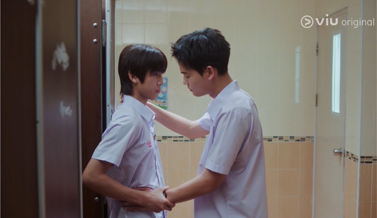 pphachok's tweet photo. เเม่เมะอธิบายทีค่ะ ลูกเราก็ตัวเเค่นี้ #MIR2026EP3 #เฟรมบุ๊ค2026 
#shane
#peemkrit
#shanepeem https://t.co/gCErwFw3l5