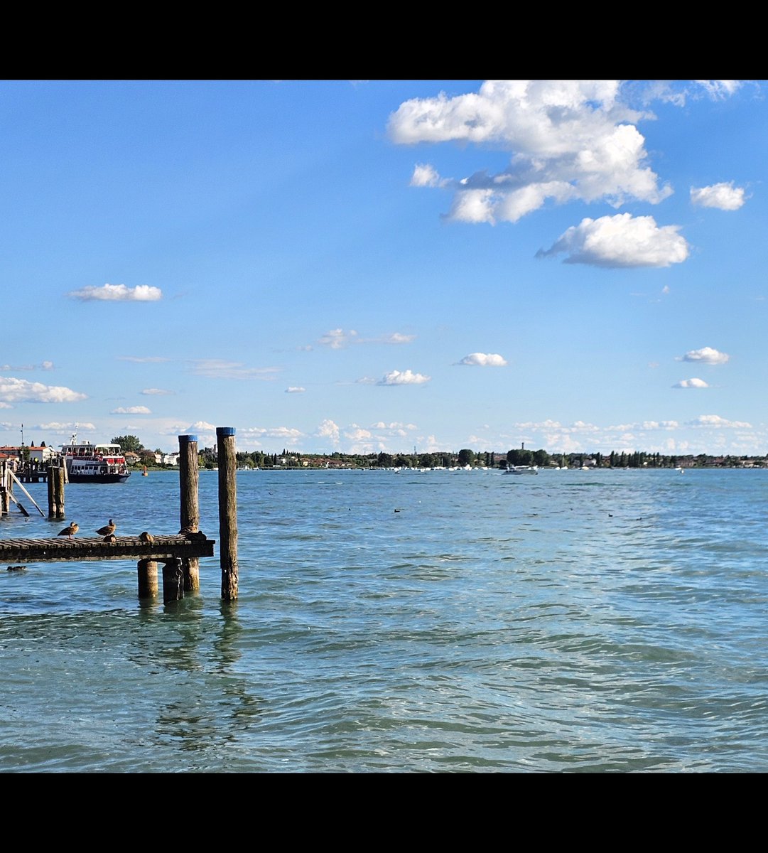 mrklbr's tweet photo. Gardasee, Verona.... https://t.co/ZlXjQYW6z6