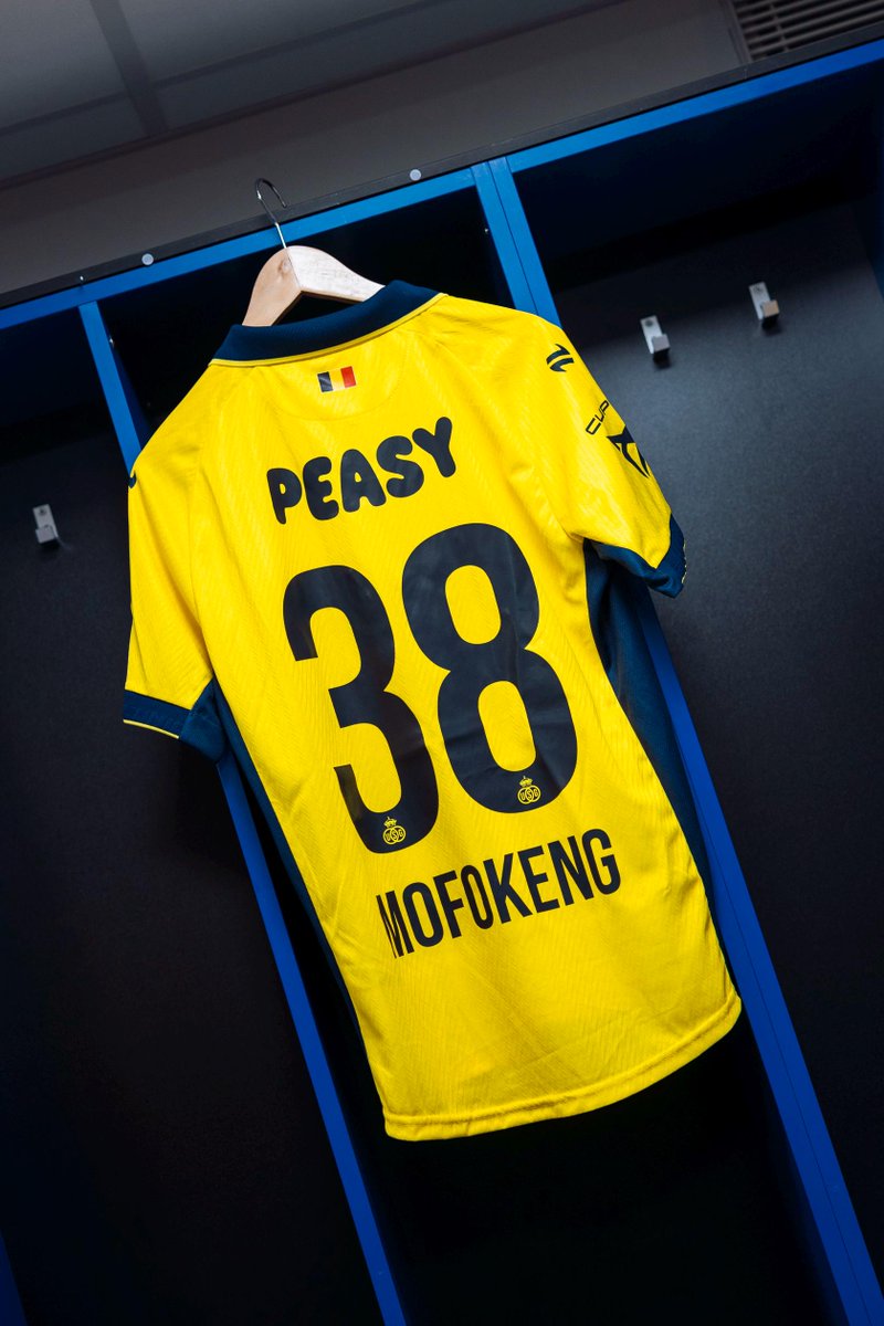 UnionStGilloise's tweet photo. Yellow has landed in Bruges. 💛💙

The game will be available for free in Belgium via the @DAZN app. 🏆 https://t.co/Dyxnt6TYcQ
