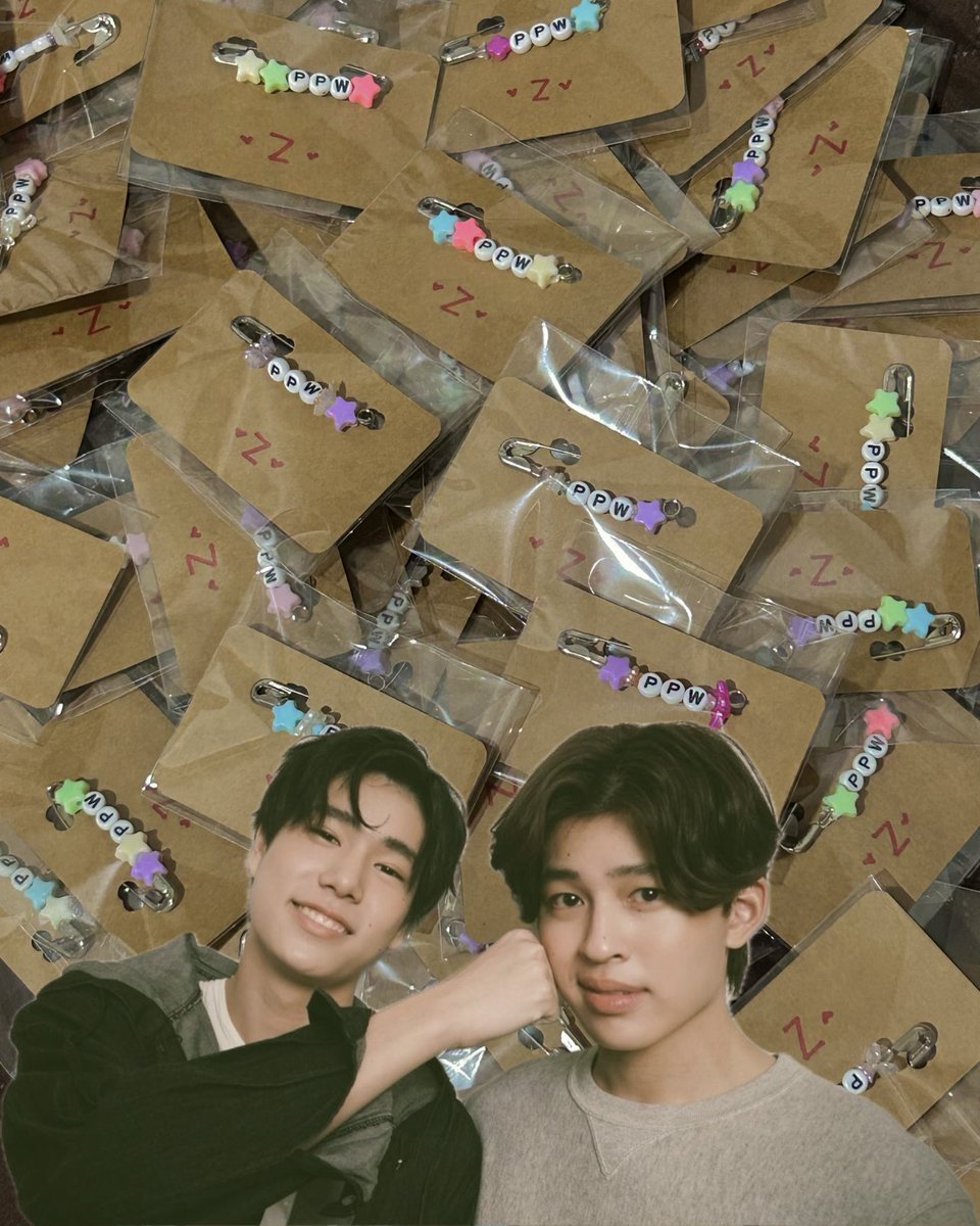 kmsnulv's tweet photo. ⤷ ppw designed pins ˎˊ˗

Fan support by @kmsnulv ♡

☘︎ like rt to spread 
☘︎ 1:1 ratio only ><  
☘︎ limited quantity 

#PondPhuwinRendezvousInPH #PondPhuwin #ปอนด์ภูวินทร์ https://t.co/u8wAhwYDee