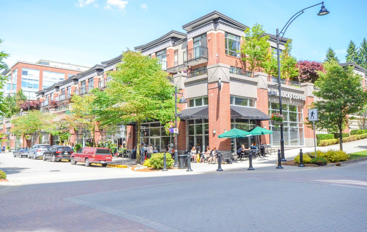 RodRheaRyan's tweet photo. 380 homes. Which Port Moody neighbourhood has the most listings? 

📊 See inventory, prices, days on market &amp; neighbourhood-by-neighbourhood stats. 🏡

https://t.co/elXyGgtMIt

#PortMoody #PortMoodyRealEstate #TriCitiesBC #RealEstate https://t.co/hlplEGhLRg