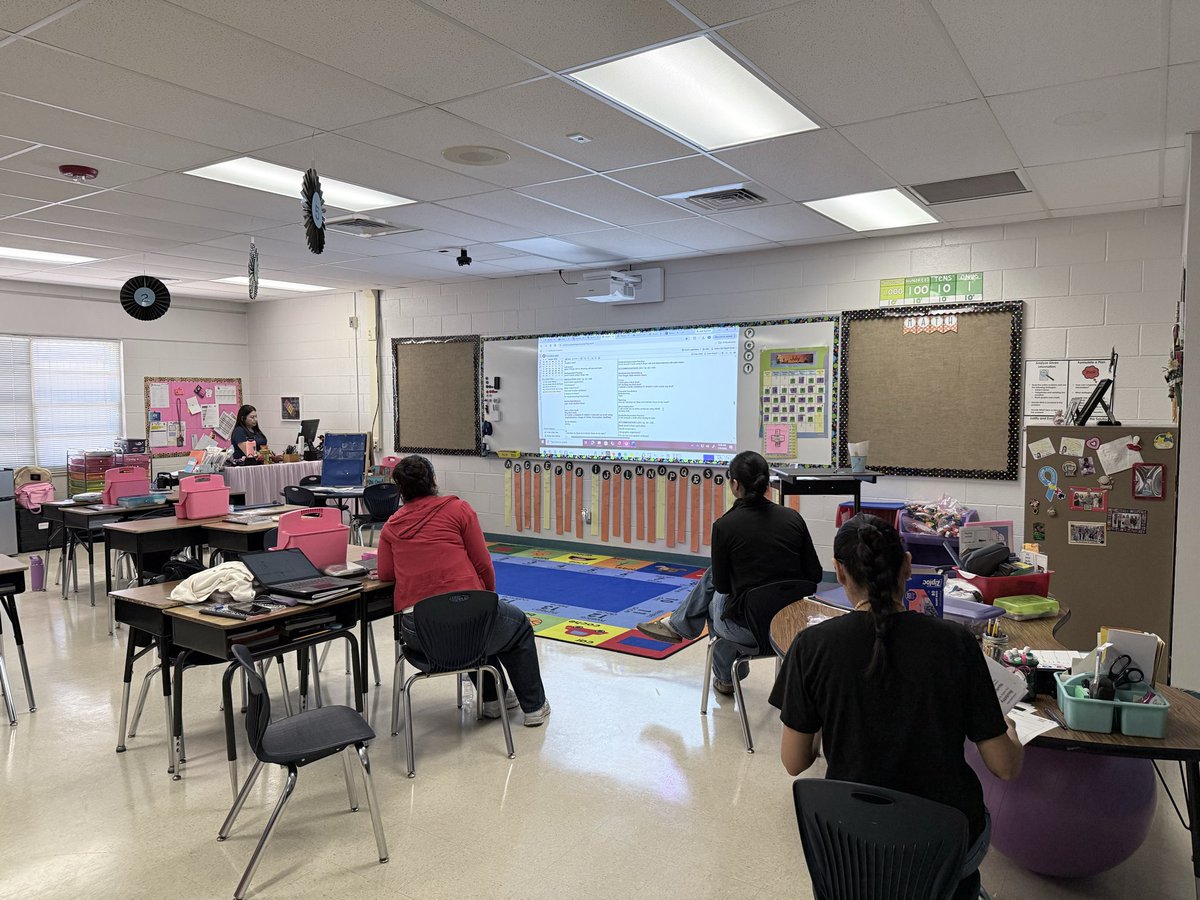NoraMacias_MCE's tweet photo. Our 2nd Grade Team is making every minute count! โ๐ During their conference period, they collaborated to internalize lessons, strengthen instruction, and ensure every student experiences high-quality learning. Setting the course for success! ๐๐ดโโ ๏ธ #SetSailWithWonder #TeamSISD https://t.co/JzzFMBt0tB