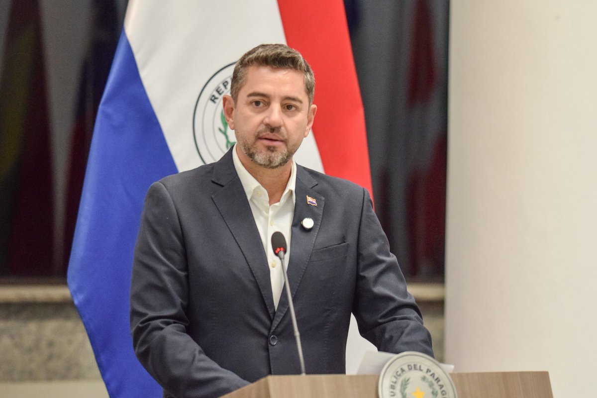 ViceParaguay's tweet photo. Vicepresidente @AllianaPedro: "El Gobierno de la República del Paraguay manifiesta su desagrado y su más absoluto rechazo a las recientes declaraciones del Presidente de la República Federativa del Brasil sobre episodios de la Guerra de la Triple Alianza.

Esta posición ya fue manifestada públicamente y señalada, al más alto nivel, en el Brasil por el Poder Ejecutivo. Igual posición ha sido expresada por el Congreso Nacional, mediante las resoluciones aprobadas en ambas Cámaras"