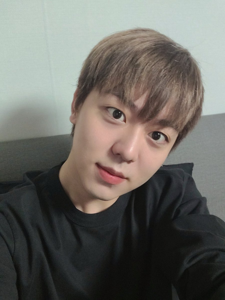 5hyunmini's tweet photo. 굿 밤❤️ https://t.co/cTEAEeOJfw
