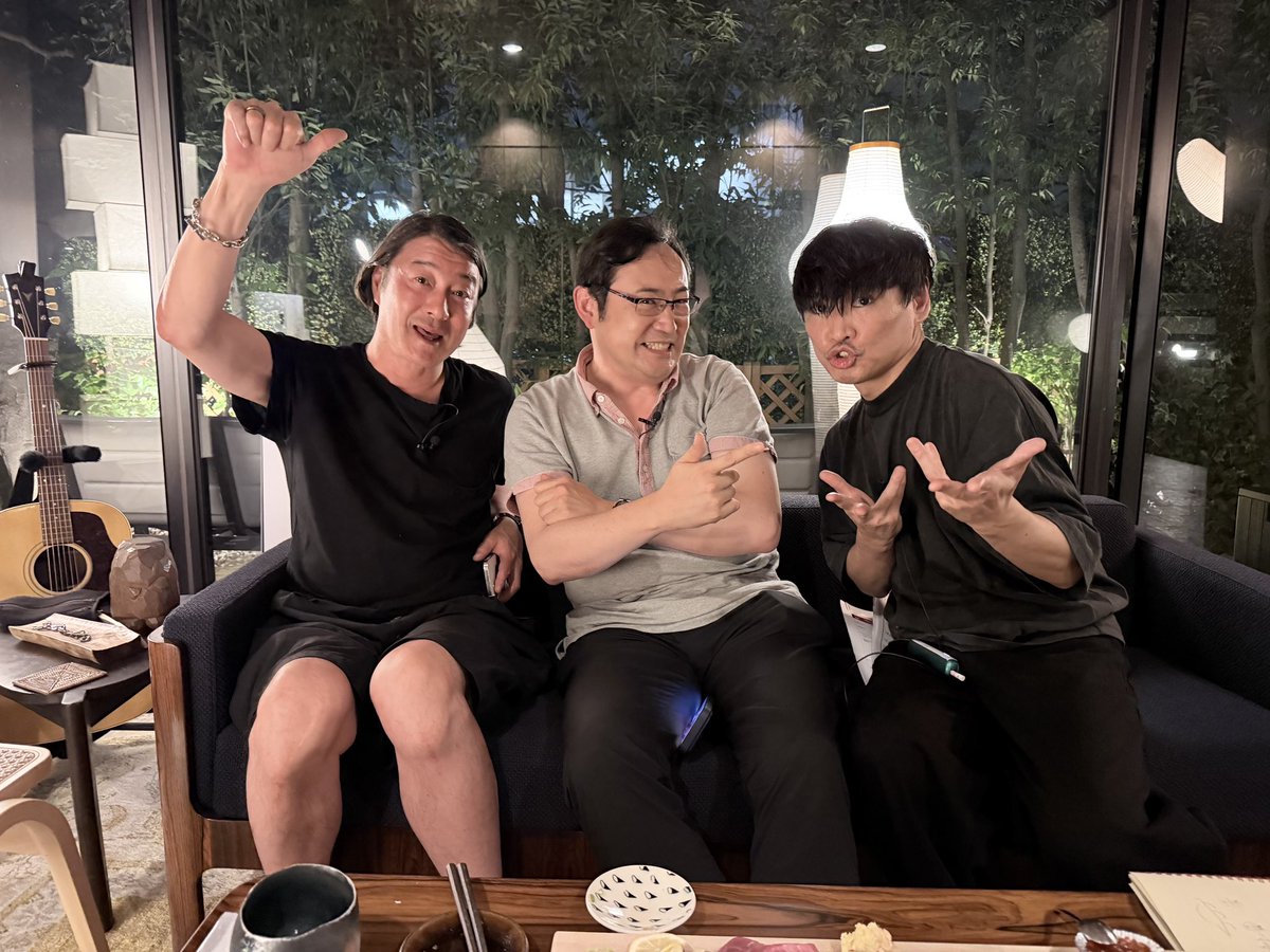 YasuNomu1's tweet photo. 極楽とんぼの加藤浩次さん、サカナクションの山口一郎さんとご一緒しました！とても楽しい時間でした。ありがとうございます！！ https://t.co/E1ypOT0tJ1