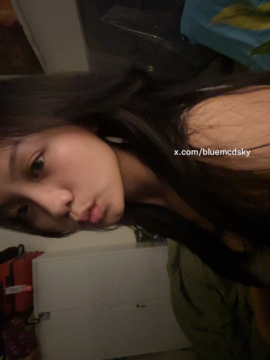 bluemcdsky's tweet photo. 😽holic https://t.co/tELiJyGRSI