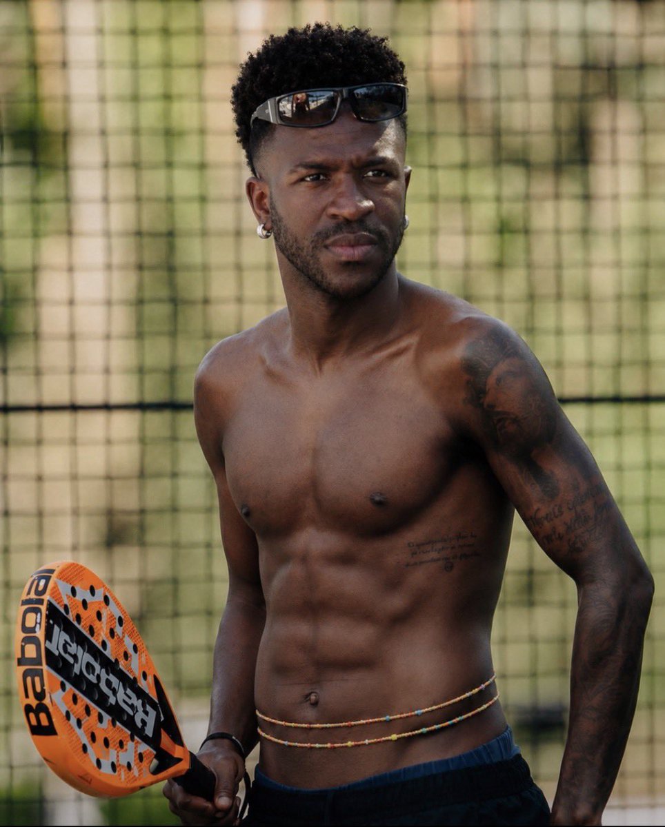Tina_RM5's tweet photo. Vinicius Dey wear beads  now 😭 Virginia what are you doing to this boy https://t.co/fZ16z68KiE