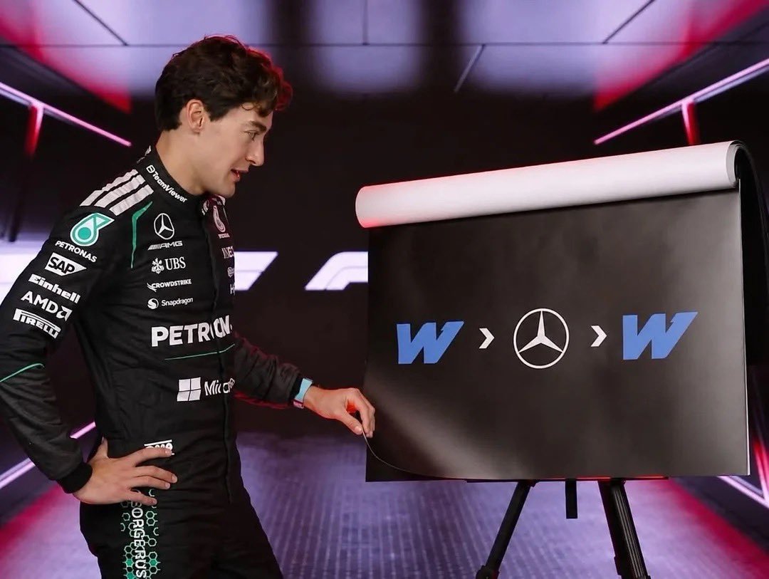 F1_Papi's tweet photo. Le hicieron un spoiler de su carrera en F1 https://t.co/HAnWUk8zie