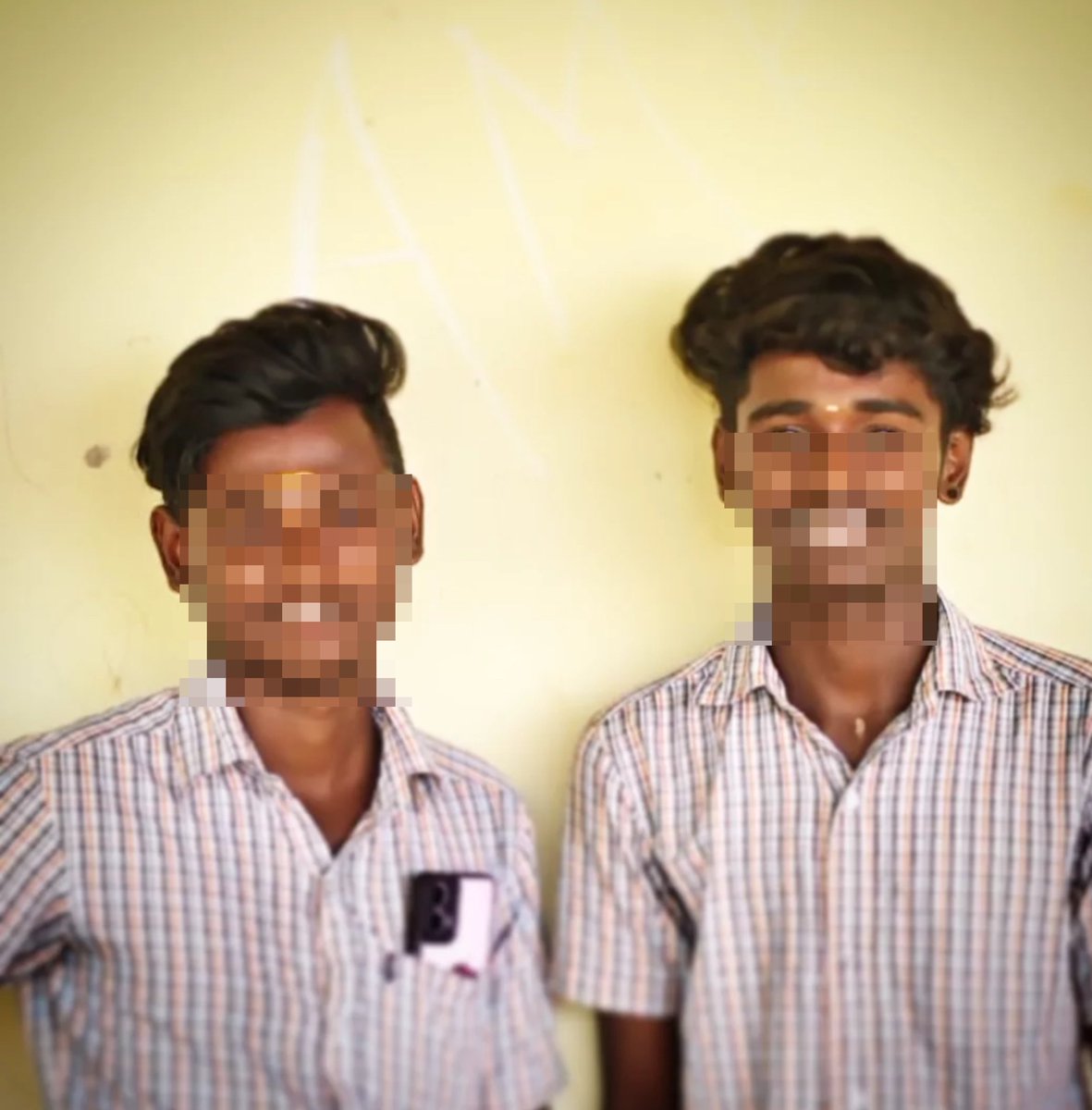 milkyboy858's tweet photo. Today 2 cl**g pasanga kooda Tharama🔥  oombal  Semma piece  😍 Big  size banana 🍌  fulla urinji eduthutan 👅full video link 🔗 iruku plz touch and watch 👇🏻👇🏻👇🏻👇🏻👇🏻👇🏻

https://t.co/r59zo9RLeg https://t.co/IDCxXBbpvr