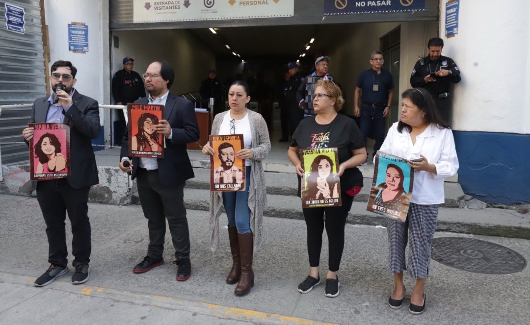 article19mxca's tweet photo. 🕯️🌼 A 11 años del Caso Narvarte: impunidad estructural y sistémica

Hoy, más que nunca, es indispensable que la sociedad, los medios y organizaciones civiles no dejemos solas a las familias que continúan exigiendo verdad, justicia y reparación integral: 

https://t.co/KA4g69bIma https://t.co/E6dcdAvpcO