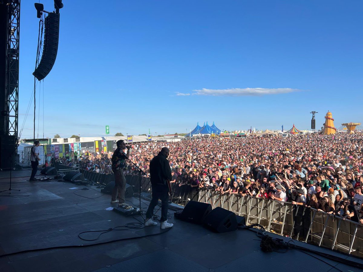 HARD_FI's tweet photo. Not bad for a Thursday night ‘oop Norf!
#LivingForTheWeekend #YNotFestival @ynotfestival https://t.co/9w7qF87Kot