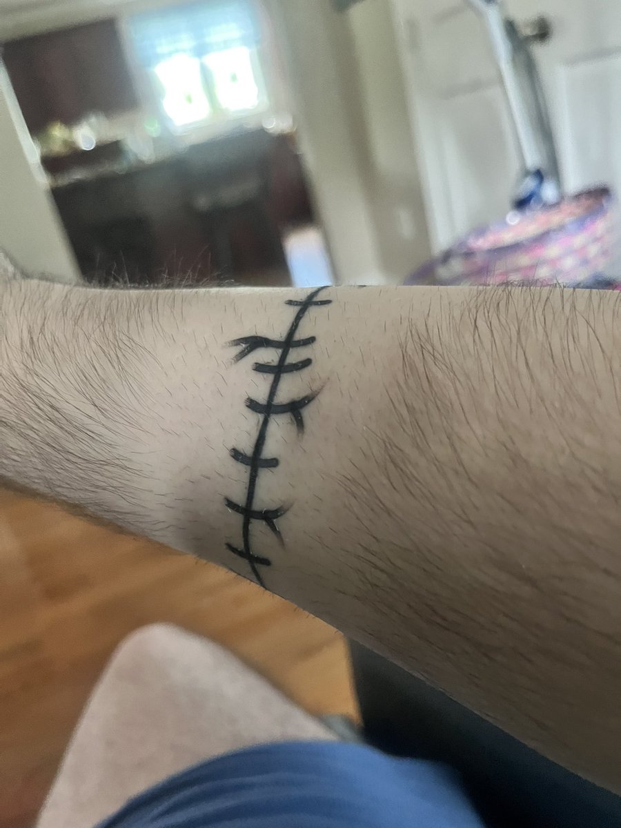 sober2deaath's tweet photo. I totally got tattoos like a week ago https://t.co/5uqTLov6Ng