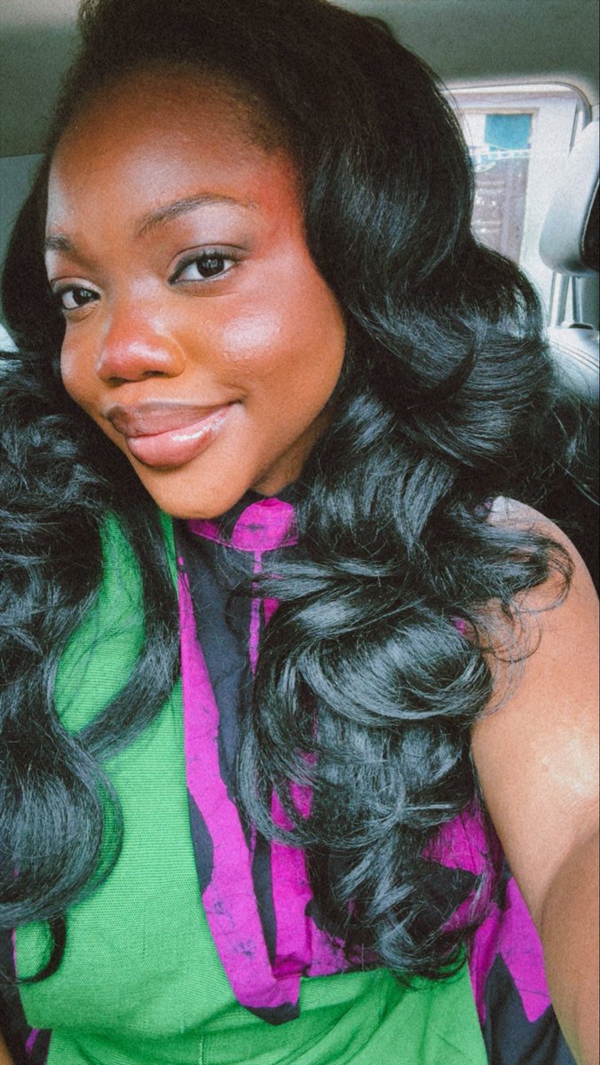 Sisinene_of_Eko's tweet photo. If you’re in the market for a synthetic wig, in Nigeria or anywhere else in the world, allow me to save you from character development:

• Amaren Beauty
• Hair Caterers (Sensationnel Latisha & Outre)
• Natural Hair Rocks (headband wigs) or Amazon (read reviews and watch TikTok) 
• Ulla Hair

My credentials? I’ve personally funded enough trial and error to earn this opinion.