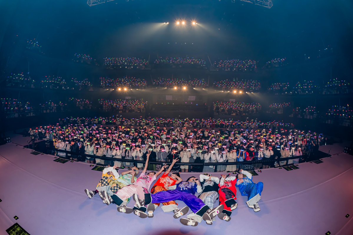 Eatiifullpwjf's tweet photo. 1.5周年
2周年
2.5周年 武道館❗️💘

ちょっとまとめてみた https://t.co/LLlmGAJo9H