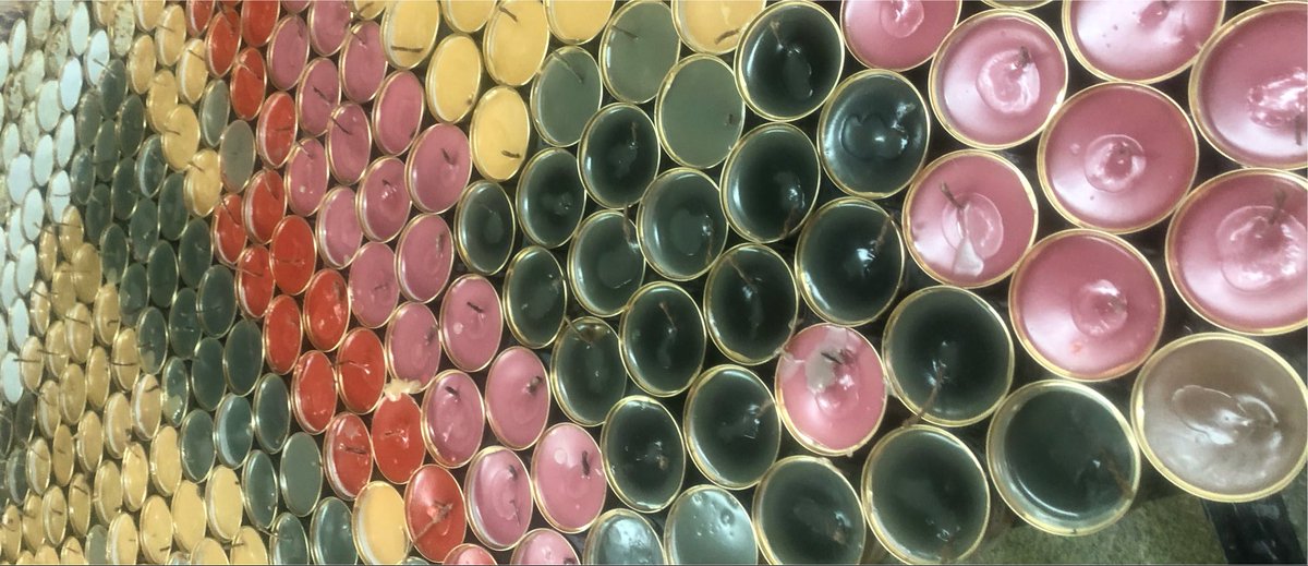 coastoflife_od's tweet photo. Quote of the day:
“Not all of rainbows are beautiful, but they make us smile”
Someone in the candle studio
#StromgerTogether
#BzzzSeason https://t.co/gHI77xjpK1