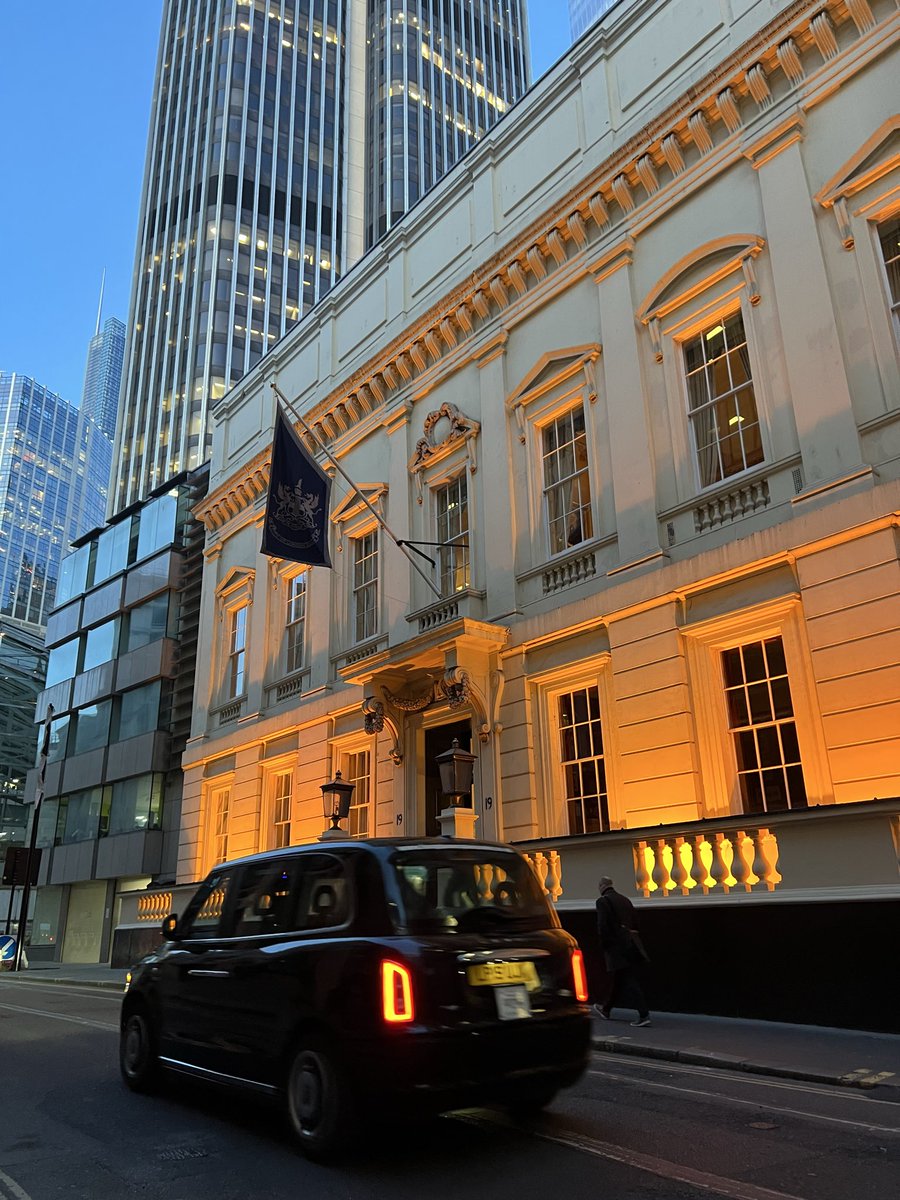 fxz_h_'s tweet photo. Fintech Summer ‘26 in the greatest city in the world

forever londonmaxxing https://t.co/2rkM2mGZfC