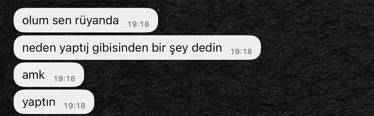 xvisualtrash's tweet photo. neden diye sorgulamalarim ruyamda bile bitmio beni rahat birakin ya https://t.co/juBamj1IWm