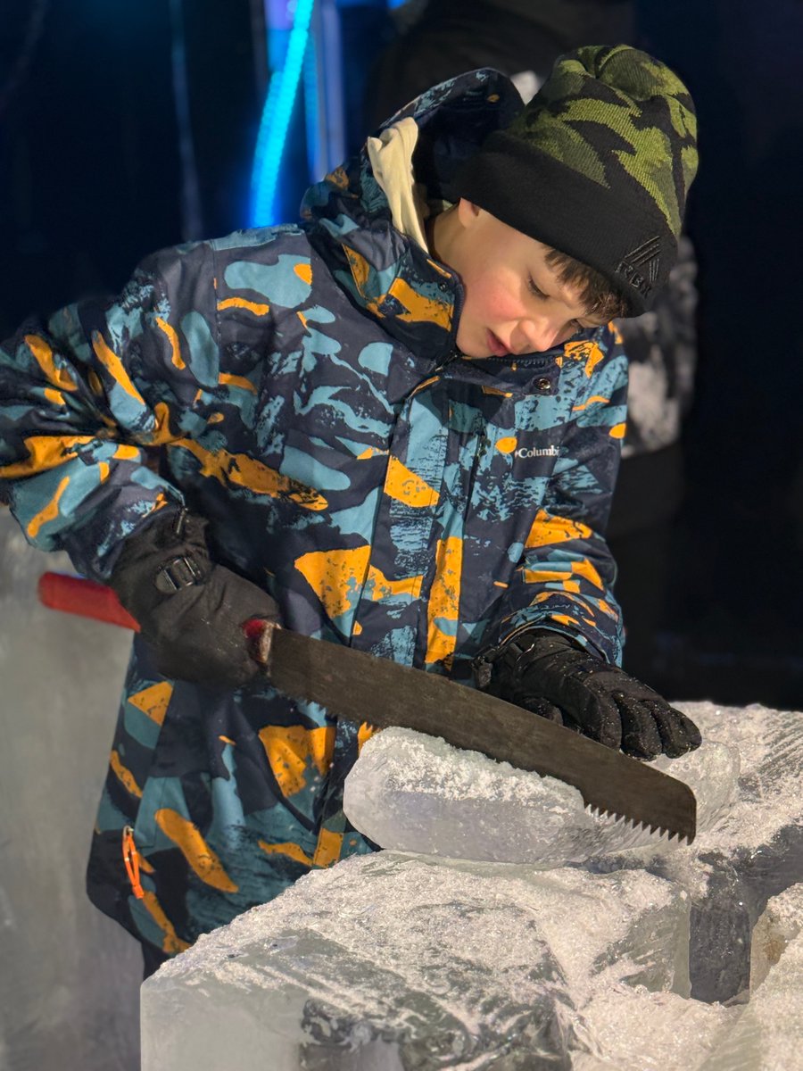 MakeAWish's tweet photo. Akim's trip to Alaska wouldn't have been possible without the support of the Ronald L. McDaniel Foundation's Wish Express! From snowboarding to building his own igloo, every moment was filled with excitement. Thank you, RLMF, for creating joy-filled moments for kids like Akim.️💙