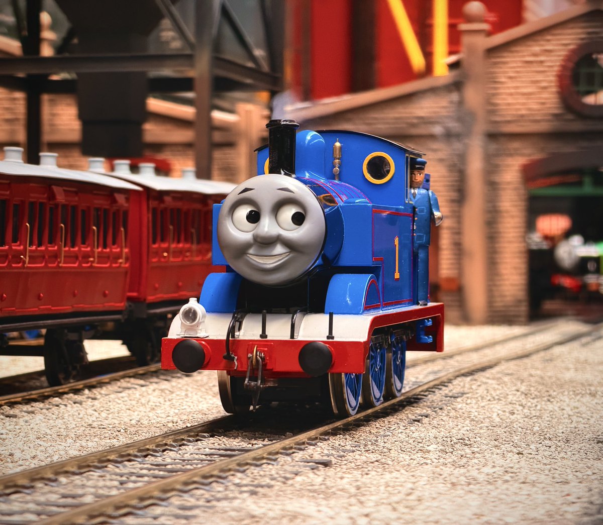 cmvw_ttte's tweet photo. Video Workshop Gauge 1 episode when?… sooner than you might think! I was given the opportunity to film some of @The_lbsc_thomas’s incredible replicas at the @NWModelers latest show in Strasburg, PA. The talent displayed at this show was unreal. 

1/? https://t.co/dDqd4rmEYX