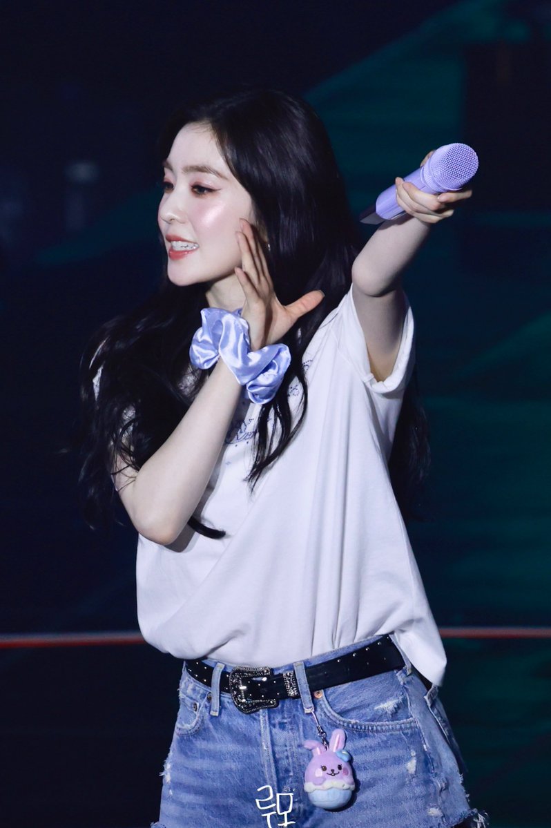 luo_603's tweet photo. 260731 팬콘 첫콘  #아이린 #irene https://t.co/x37E0F61sf