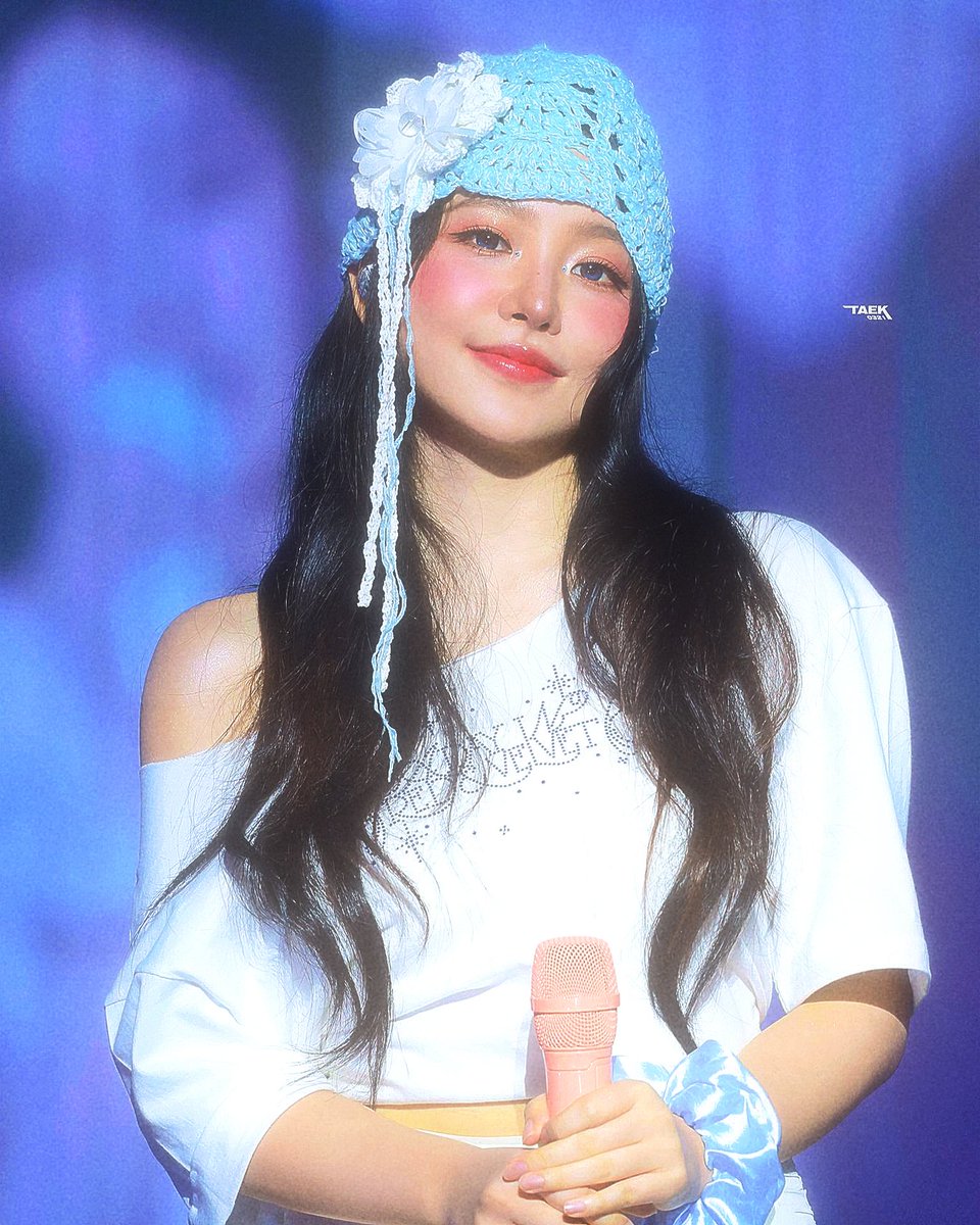kyrsource's tweet photo. real life fairy https://t.co/ynqaxsOUUO