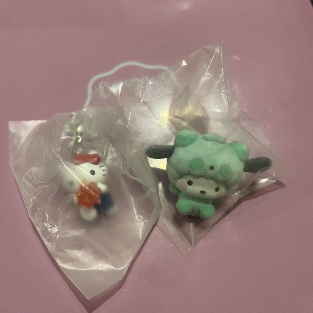 9615h_'s tweet photo. きらきらこんぺいとうチャーム もこもこパンダ フロッキーマスコット サンリオ 交換

譲：ポチャッコ キティ

求：同種 シナモン シナモロール

まとめて交換していただける方優先 
郵送希望、よろしくお願いいたします https://t.co/4YpKswkkAu