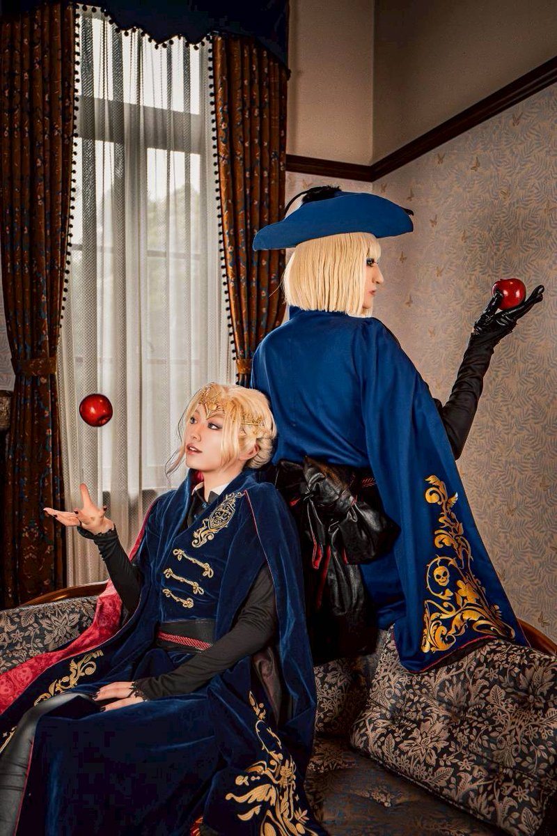 UkkeKlcoqWFcVgn's tweet photo. ツイステコスプレ
【毒の君と
                 いつものように語らう】
ルーク
＿＿＿＿＿＿

良き友と過ごす時間は、なにものにも替えがたい
＿＿＿＿＿＿＿＿

👑貉さん
🏹モブ
📸Koyoさん https://t.co/YMALVc54A6