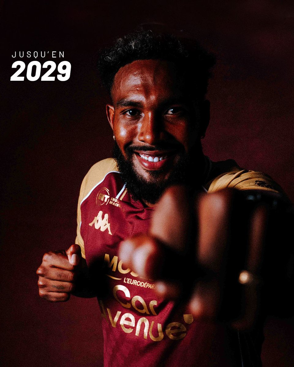 FCMetz's tweet photo. 𝗖𝗿𝗶𝘀𝘁𝗶𝗮𝗻 𝗗𝗲𝘃𝗲𝗻𝗶𝘀𝗵 est Grenat !

Le défenseur central est désormais lié au FC Metz jusqu'en juin 2029 ✊