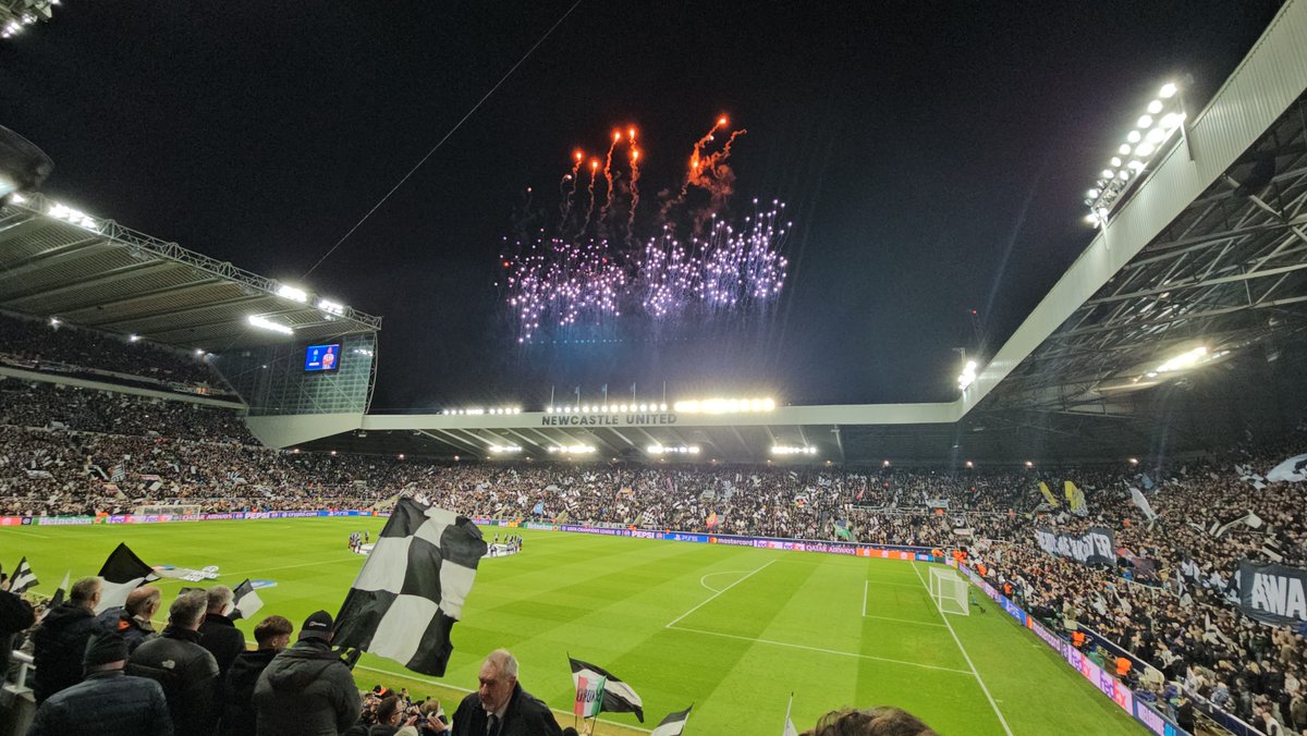 Regista10_'s tweet photo. Come September we will have:

A new manager
A new pair of goalkeepers 
No more Bruno or Tonali
Bunch of brand new young players

I am all in on this era

If you're not, grow a pair of balls &amp; get on board

Nobody or anything is bigger than the club.

Howay the fuckin lads. #nufc https://t.co/GR2Jay45Kt