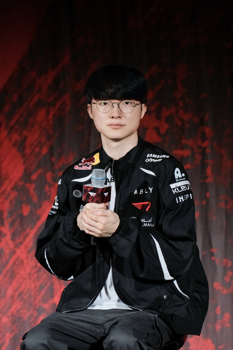yiy1cccs's tweet photo. 260731 🐈‍⬛🍀
#faker  #페이커 https://t.co/1EIHdzqzwe