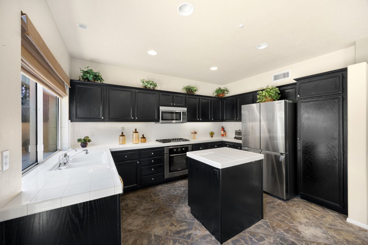 DarrylandJJ's tweet photo. BEAUTIFUL home for sale in Fullerton
QUIET CUL-DE-SAC in the PINEHURST Community

Open House in Fullerton
1903 Saint Simons Pl
Sat, Aug 1, &amp; Sun, Aug 2 - 1-4 pm

Call or text (714) 713-4663

Darryl &amp; JJ Jones Team
Darryl Jones
DRE #01076312
ERA North Orange County Real Estate https://t.co/qZnBCINYa0