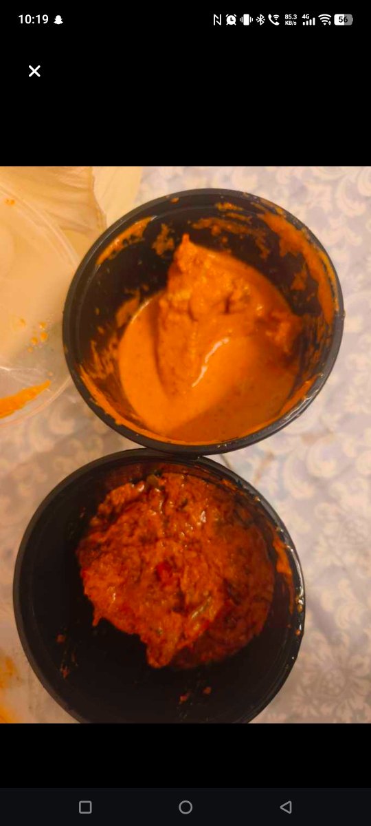 letswinoff's tweet photo. Dear @zomato , amazing consistency 👏 Ordered Chicken Tandoori, received naan &amp; curries. This is the 2nd Wrong Order. And instead of a full refund, I get tiny coupons. Didn’t know I had subscribed to “Chef’s Surprise” rather than food delivery. @zomatocare  #Zomato https://t.co/OMRAmLd2aV