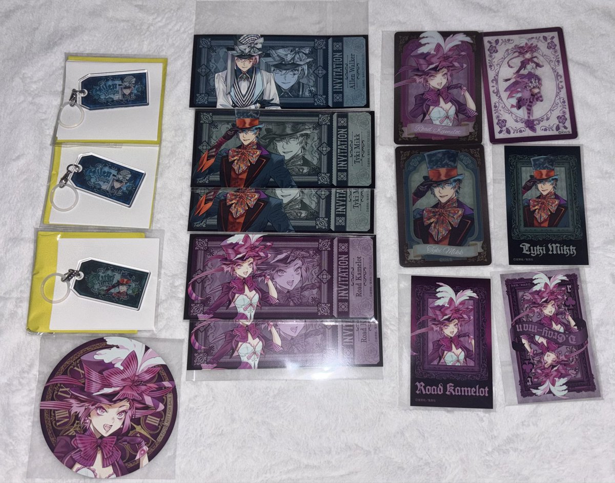 mo_050205's tweet photo. D.gray-man Dグレ　キャラウムカフェ
交換譲渡　コースター　特典　グラスマーカー　クリアカード　ミニフォト

譲)アレン　ティキ　ロード

求)ラビ　神田(身内分) or 定価＋送料

・都内手渡し、郵送可
・8/10 19:30〜カフェ手渡し

↓ https://t.co/4xBCyQXvzf