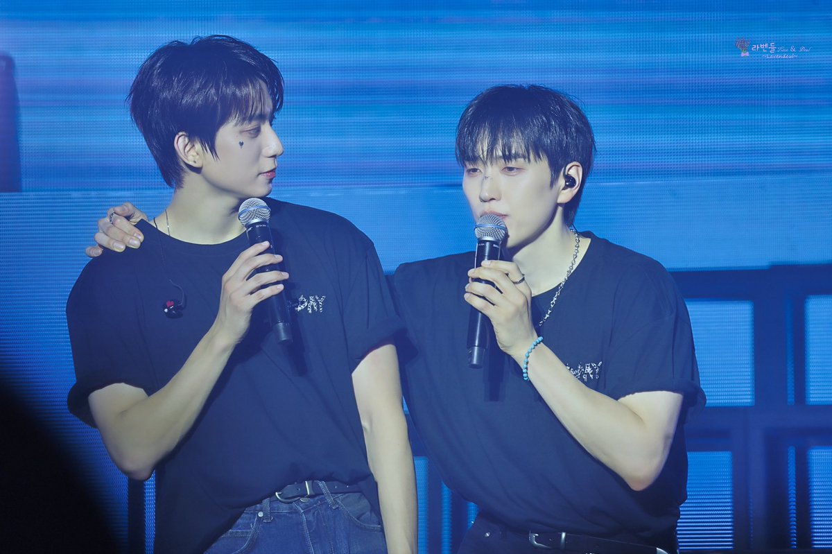 loveanddeul's tweet photo. 𝐁𝟏𝐀𝟒 𝟏𝟓𝐓𝐇 𝐀𝐍𝐍𝐈𝐕𝐄𝐑𝐒𝐀𝐑𝐘 𝐂𝐎𝐍𝐂𝐄𝐑𝐓 [𝘿-𝙙𝙖𝙮] 
Day.1

#B1A4_Dday 
#B1A4 #신우 #산들 #공찬 https://t.co/iSkTshrYHt