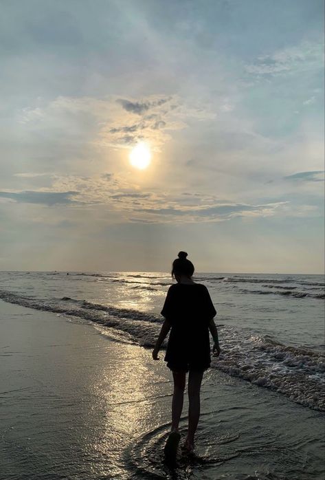 inglyf's tweet photo. الإنسانية يجعل الحياة أكثر جمالاً 🌊
ooX https://t.co/Cu023OA201