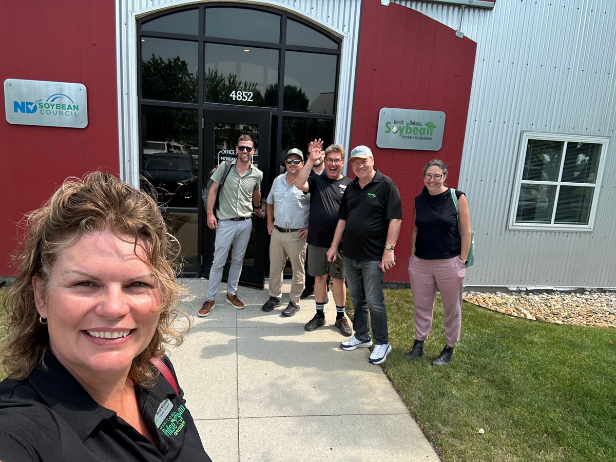 MbPulseGrowers's tweet photo. MPSG directors and staff, along with Pulse Canada and Soy Canada representatives were kindly hosted by the great folks at ND Soybean Council office in Fargo. https://t.co/Pyd291bob0