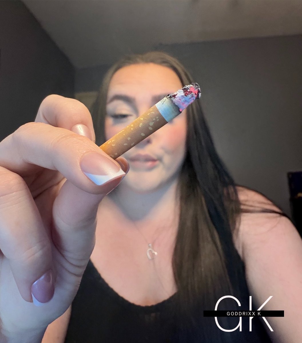 thegoddrixxk's tweet photo. take a hit, i dare you… https://t.co/J6IzWu1unZ