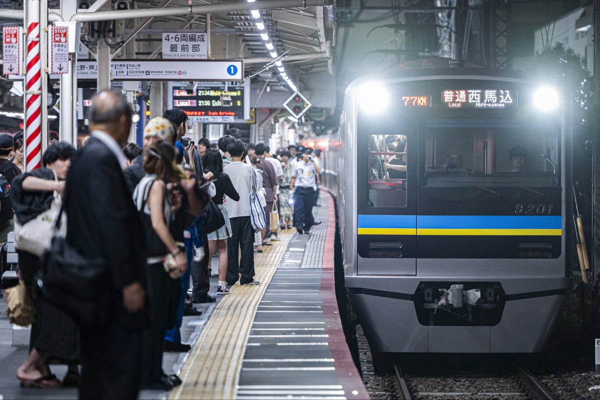 1kawa_train's tweet photo. 2026/7/28(火)
葛飾納涼花火大会開催に伴う臨時列車及び京成車運用代走
35N 9100形9118編成
77KN 9200形9201編成 https://t.co/EDywUOrMyc