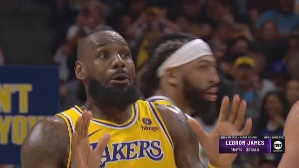 bigbluetake's tweet photo. @LegionHoops @BrettSiegelNBA Nobody scared of Paolo 😭 ✌️ https://t.co/kzCxaQVHY6