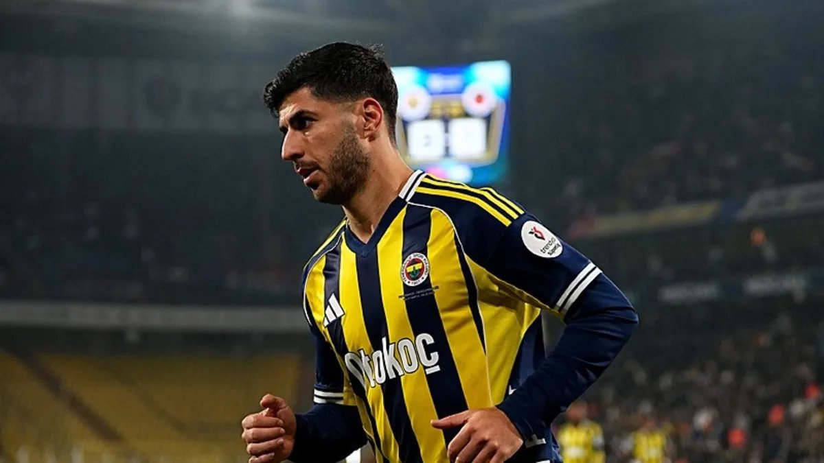 fenerlimete09's tweet photo. Dostlar,
Acı gerçek,
Biz Asensio' yu kaybettik,
Çünkü evlatçı yüzünden tartışma konusu yaptık,
Tek çare tribünler,
Öyle bir destek verecekler ki,
Adam herşeyi unutacak... https://t.co/HTMvR3gkKs