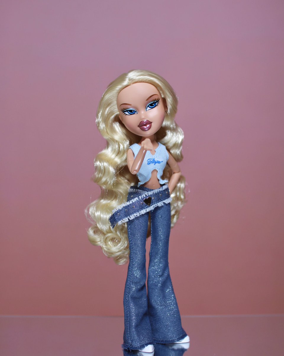 bratztheworld's tweet photo. - Angel 🪽- https://t.co/twbz8y6vuq