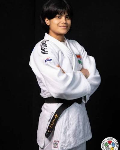 TheKhelIndia's tweet photo. YAMINI WINS SILVER FOR INDIA! 🥈

- 3rd Judo Medal for India at CWG 2026 https://t.co/iVVhlxNkHF