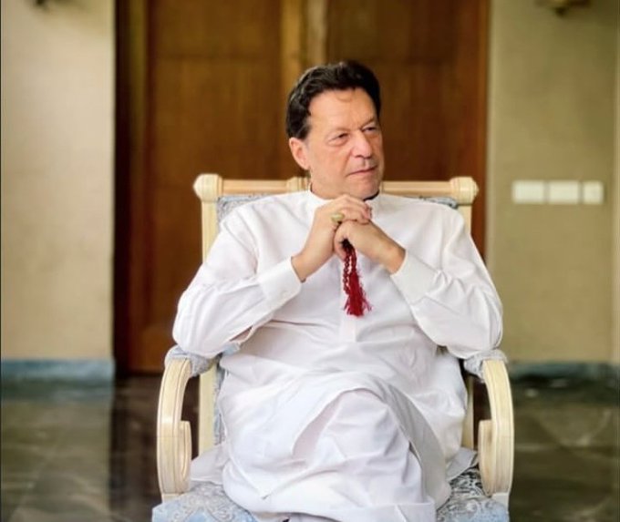Ukhteharis804's tweet photo. یہ شہزادہ ایک بزدل قوم کی خاطر پچھلے 1091
 دنوں سے موت کی چکی میں قید ہے💔💔💔 https://t.co/NB1APqEdSl
