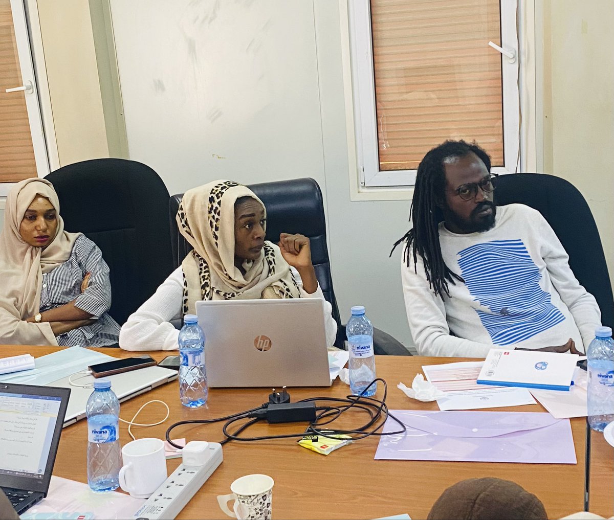 SudanDefenders's tweet photo. انطلقت بالعاصمة اليوغندية كمبالا اليوم الجمعة 31 يوليو  الورشة التدريبية الثاني�� للتحالف السوداني  للمدافعين\ات عن حقوق الانسان   التي تستهدف تدريب المدافعين\ات  الشباب عن الامن الرقمي و مبادئ حقوق الانسان  في السياق السوداني .
وقال السكرتير العام للتحالف المحامي محمد نكروما  ان الظروف  الحالية التي يعيش فيها المدافعين عن حقوق الانسان تتطلب  الاستمرار في التدريب و رفع القدرات  خاصة  في مجال الحماية الرقمية  و معرفة  الأليات الدولية و الإقليمية لحماية المدافعين .
واضاف نكروما أن التحالف سيستمر خلال الفترة المقبلة في برامج التدريب  للمدافعين/ات في جميع المجالات المرتبطة بحقوق الانسان .